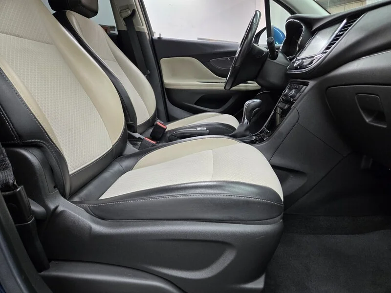 Used 2019 Deep Azure Metallic Buick Preferred image 13