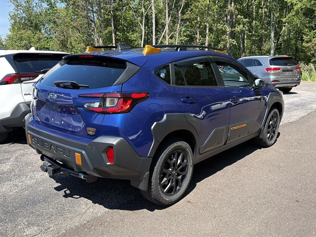 Used 2024 Sapphire Blue Pearl Subaru Wilderness image 9