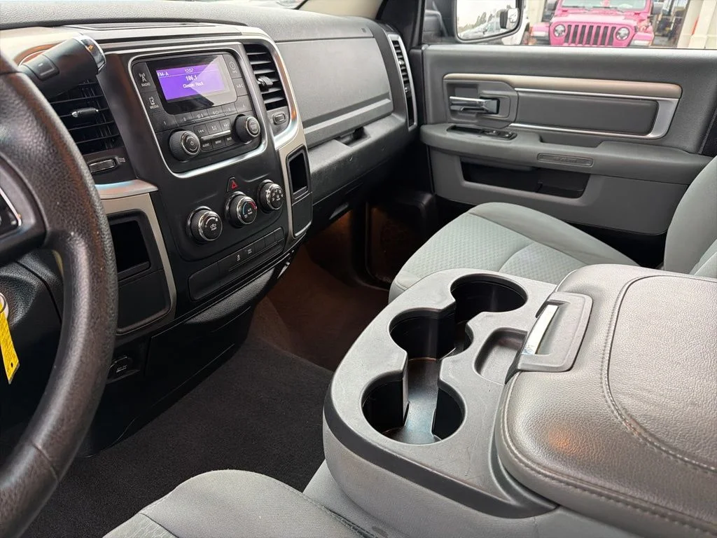 Used 2013 Blue Ram SLT image 29