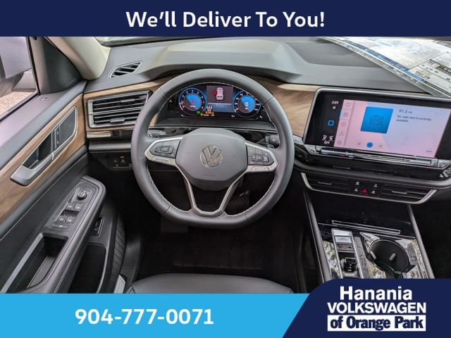 New 2026 Silver Volkswagen 2.0T SE w/Technology image 17