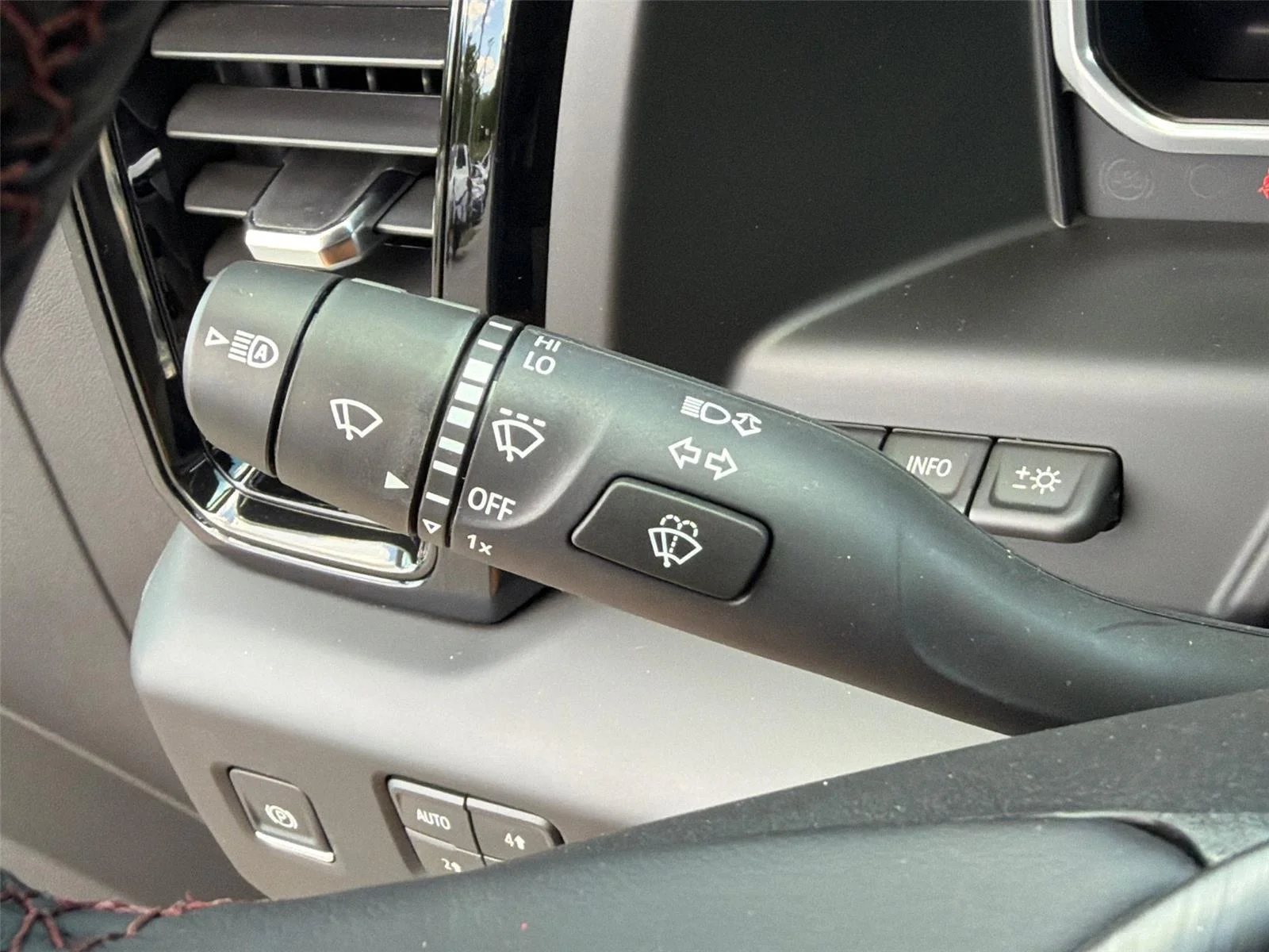 2026 GMC Sierra 2500HD AT4X - Photo 27