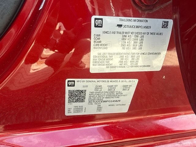 Used 2023 Red GMC Elevation image 9