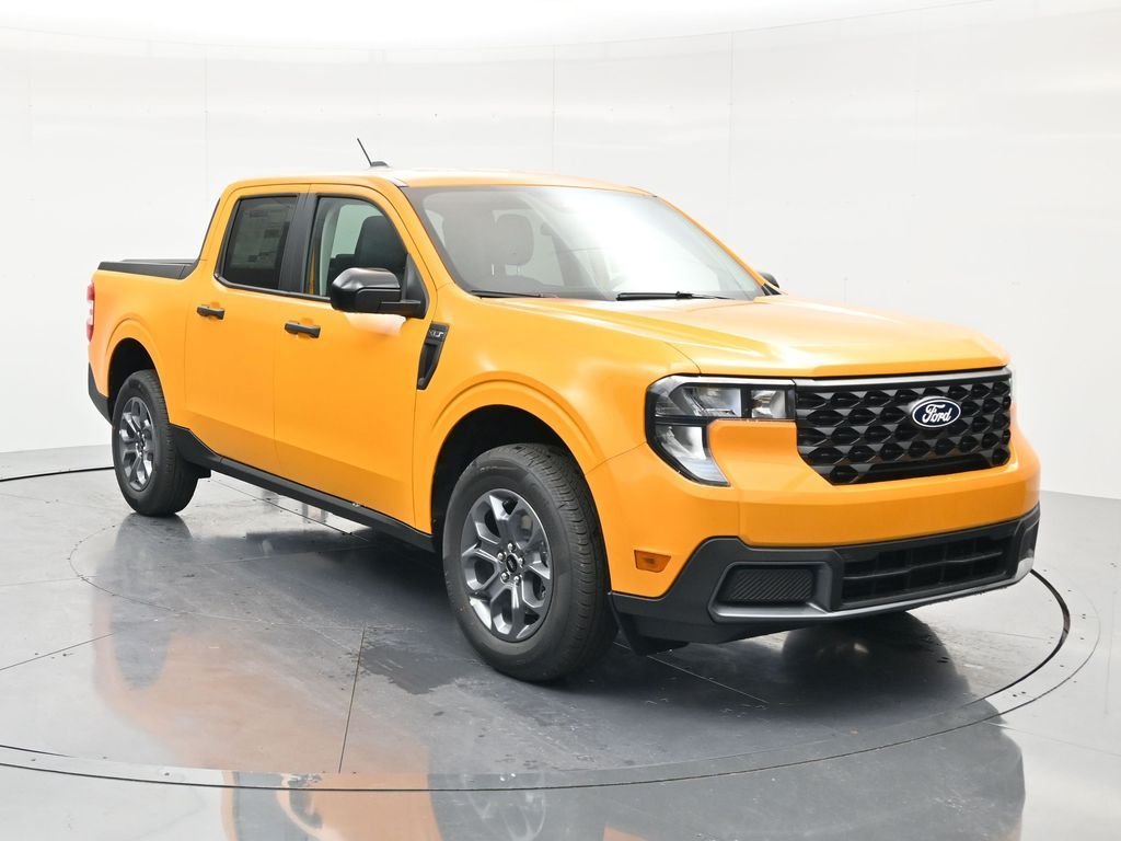 New 2026 Orange Fury Metallic Tri-Coat Ford XLT image 3
