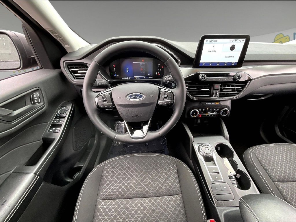 Used 2024 Black Metallic Ford Active image 16