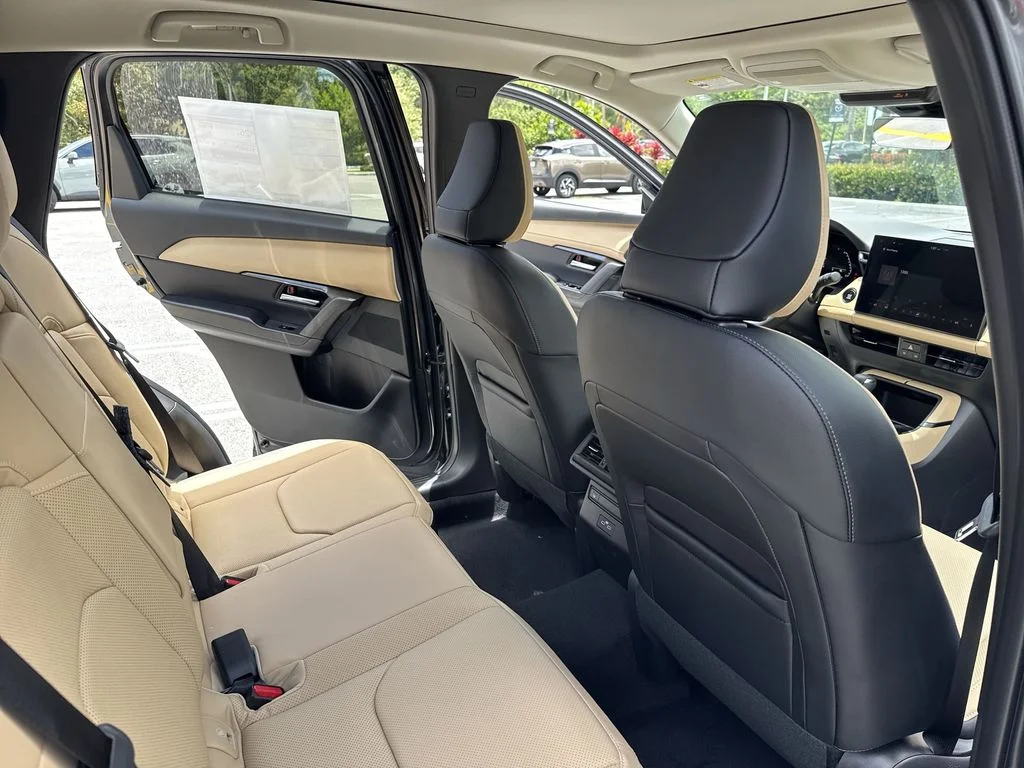 New 2026 Machine Gray Metallic Mazda 2.5 S Premium AWD image 33