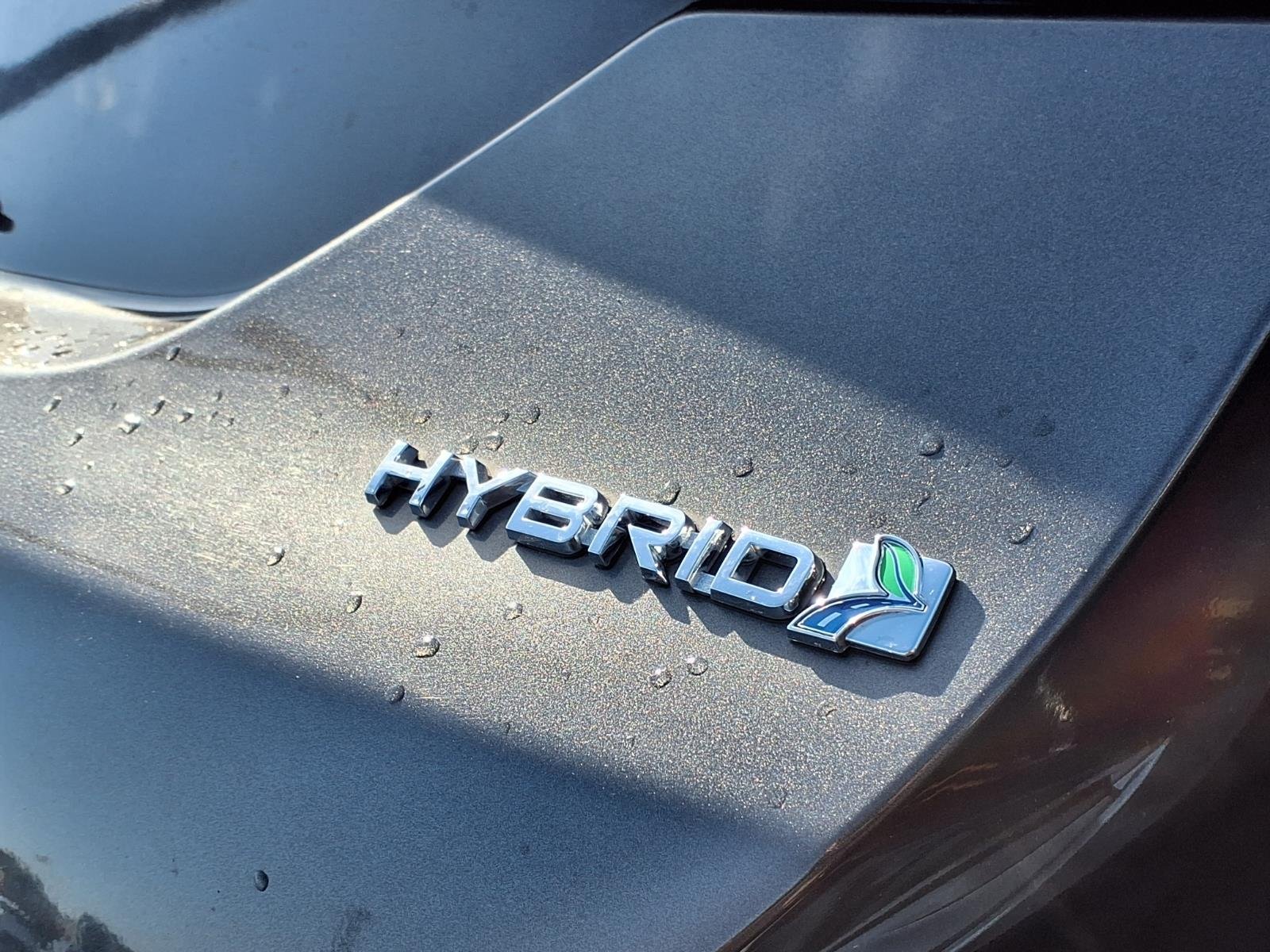 Used 2018 Gray Ford S image 2
