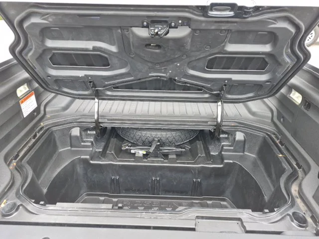 New 2026 Sonic Gray Pearl Honda Black Edition image 13