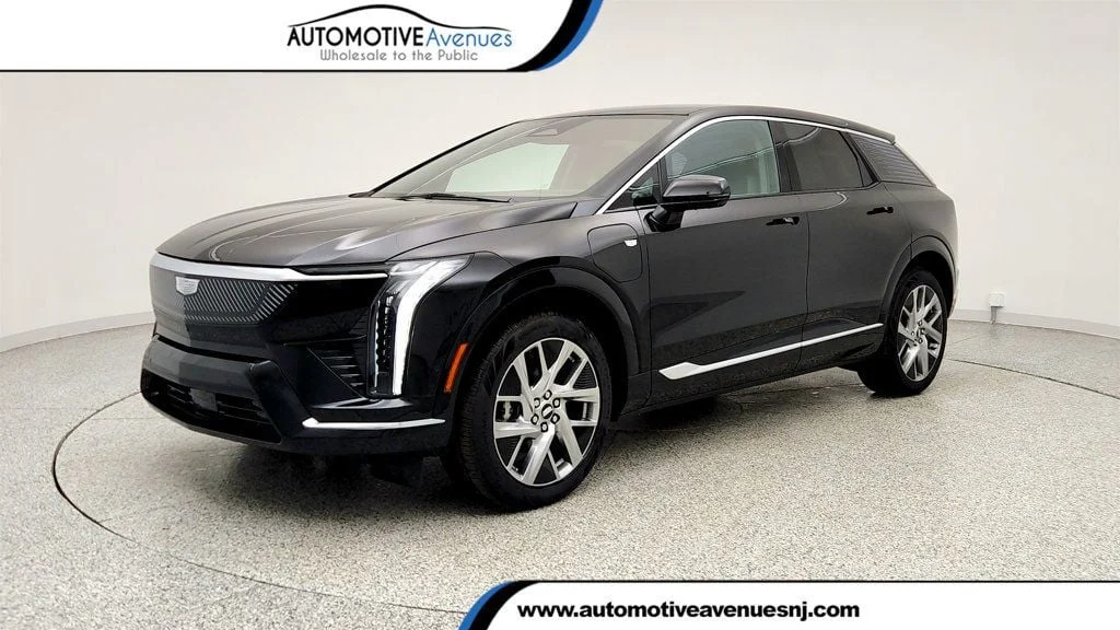2026 Cadillac Optiq Luxury AWD's photo