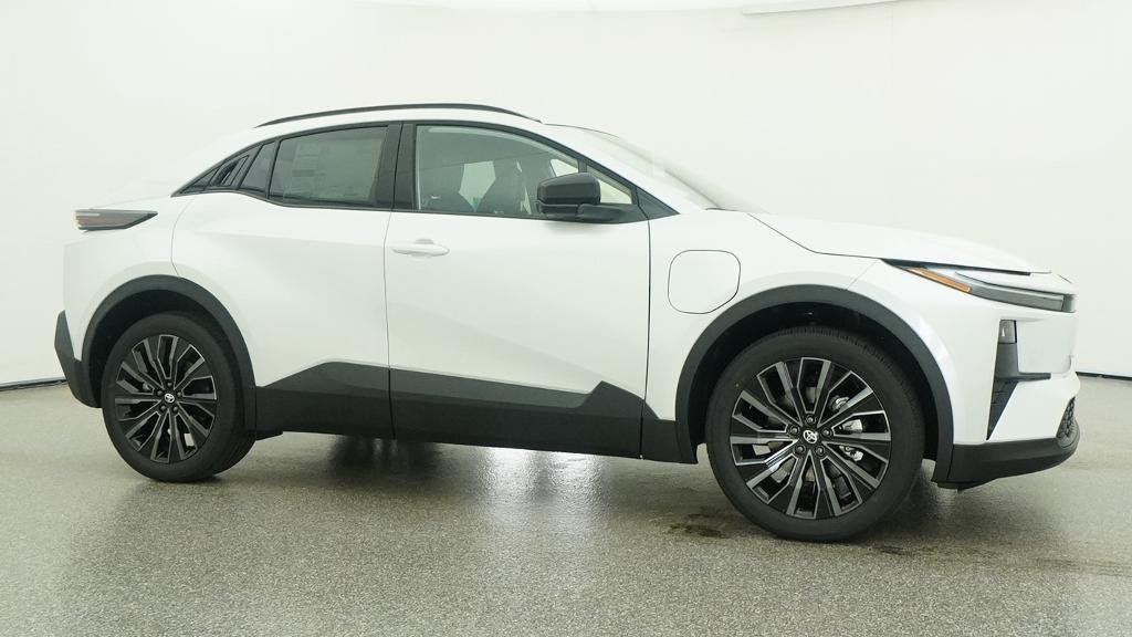 New 2026 Wind Chill Pearl Toyota XSE image 11