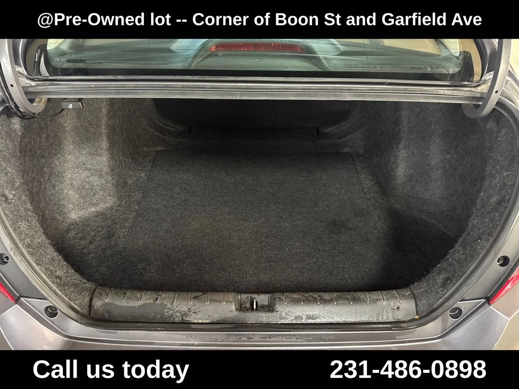Used 2019  Honda LX image 27