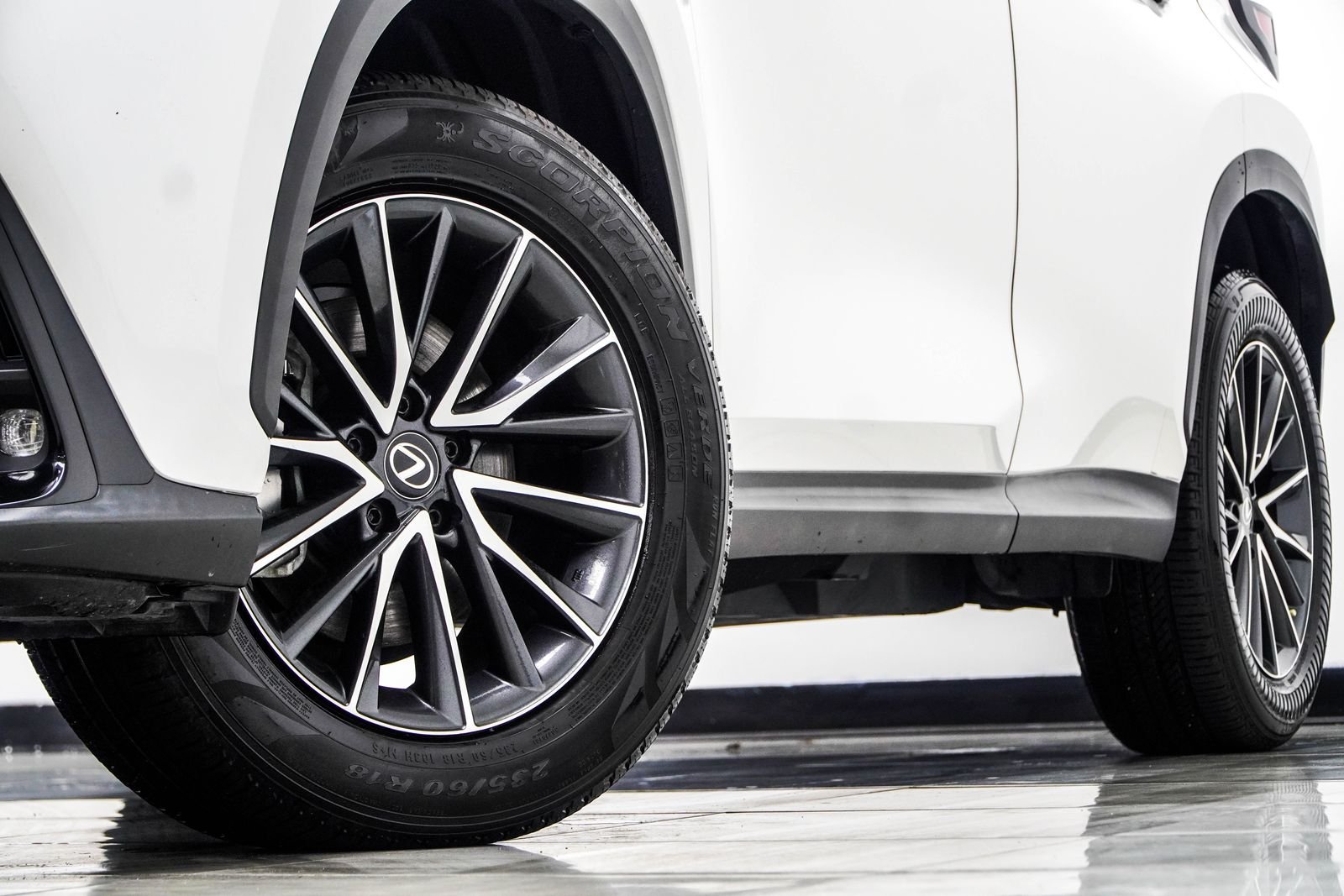 Used 2023 White Lexus 350 Premium image 3