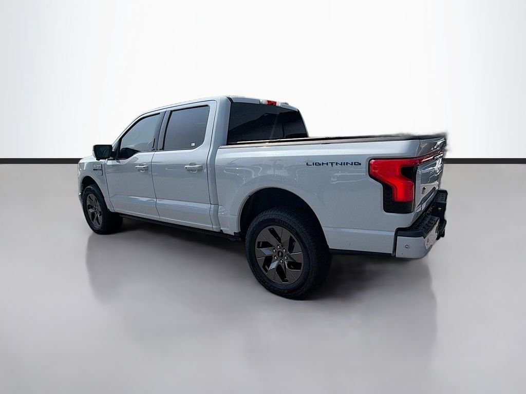 Used 2023 Avalanche Ford Lariat image 7