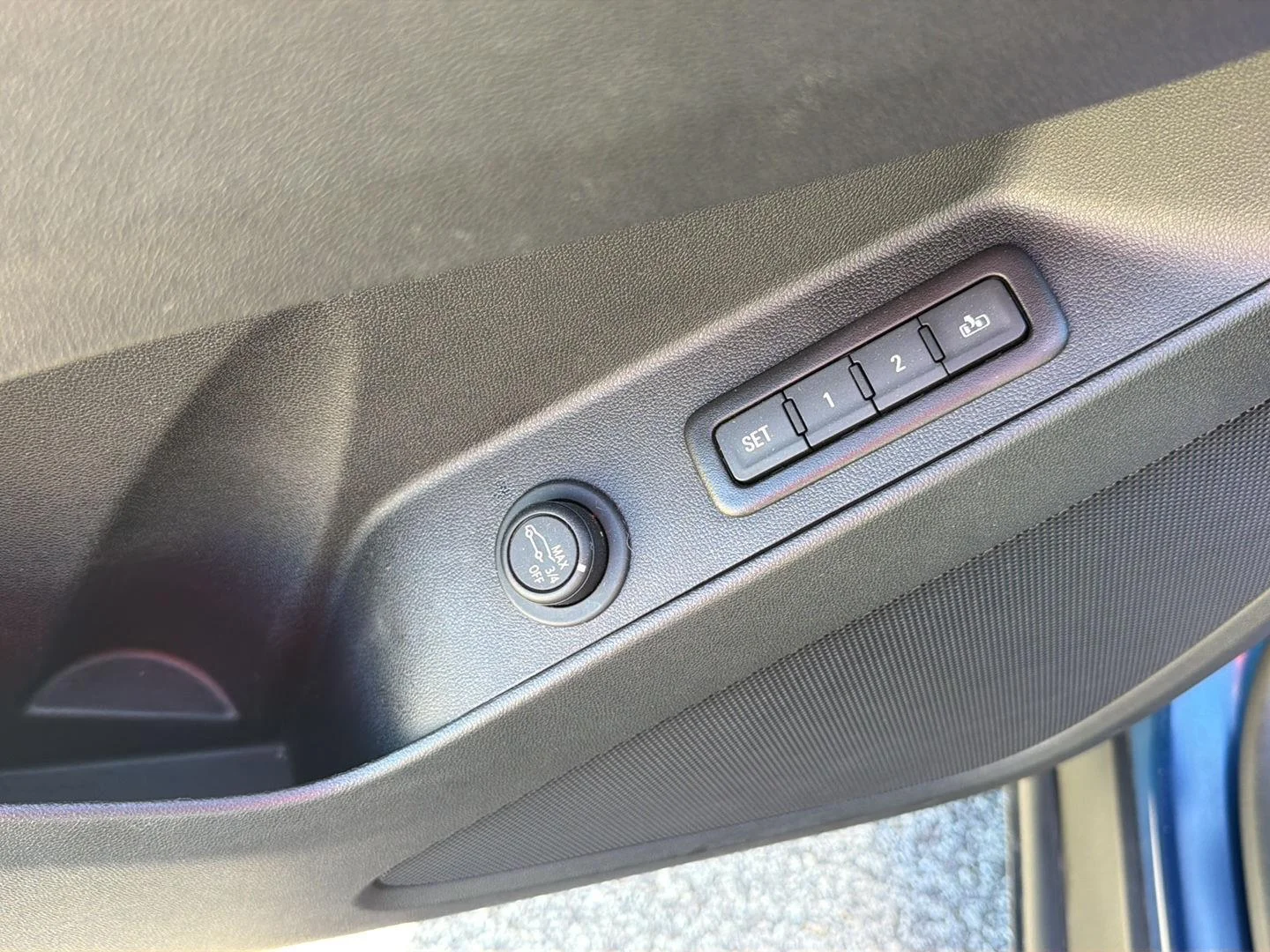 Used 2022 Blue Glow Metallic Chevrolet Premier image 16