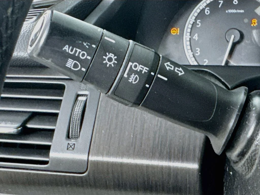 Used 2014 Silver Honda EX-L image 13