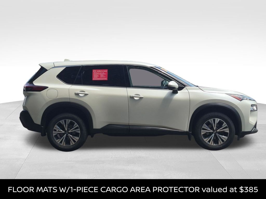 Certified Used 2021 Pearl White Nissan SV image 6