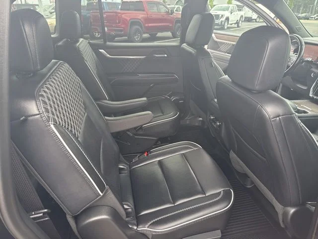 Used 2025 Black GMC Denali image 31