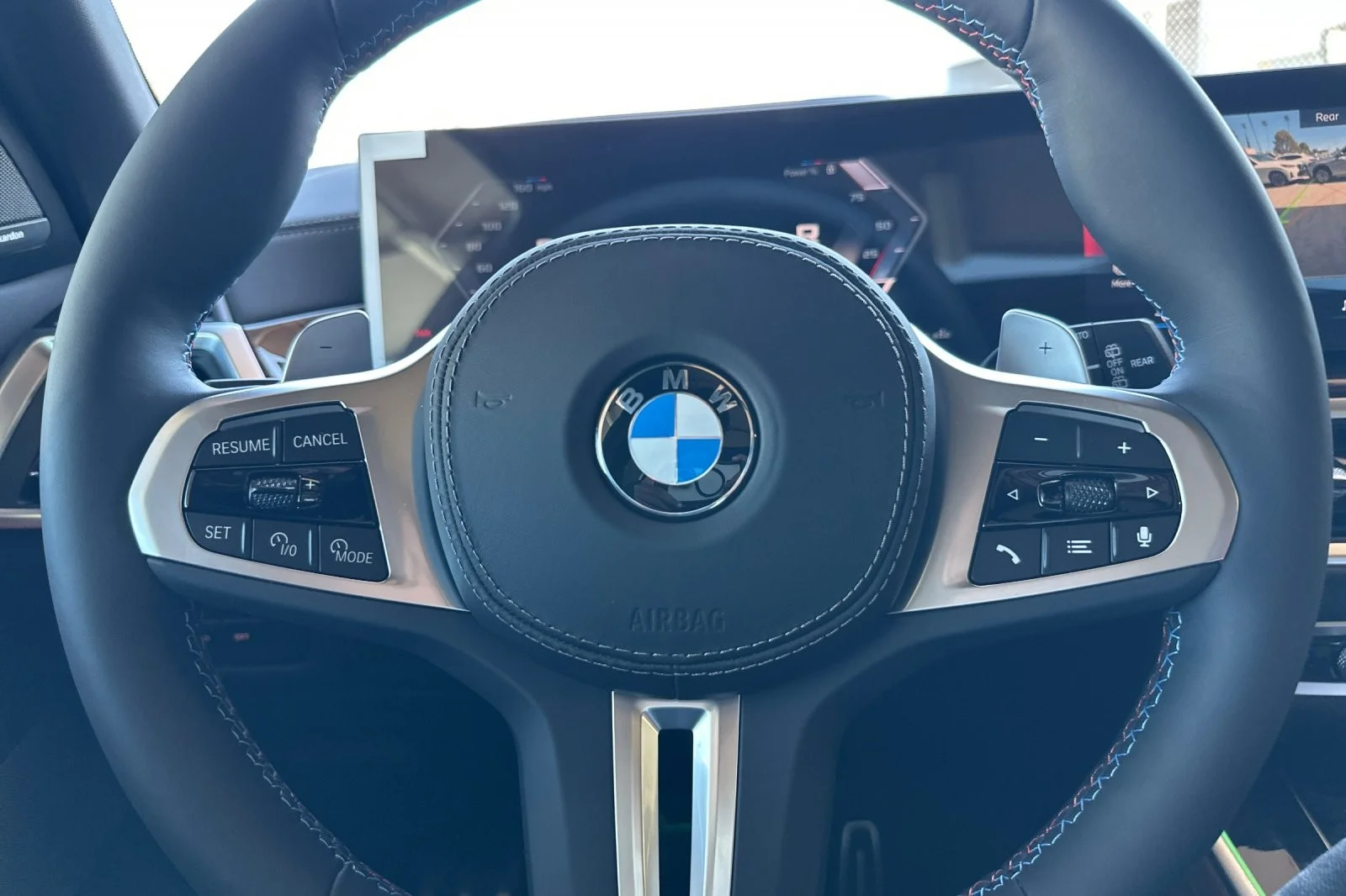 2026 BMW X5 M60i - Photo 23