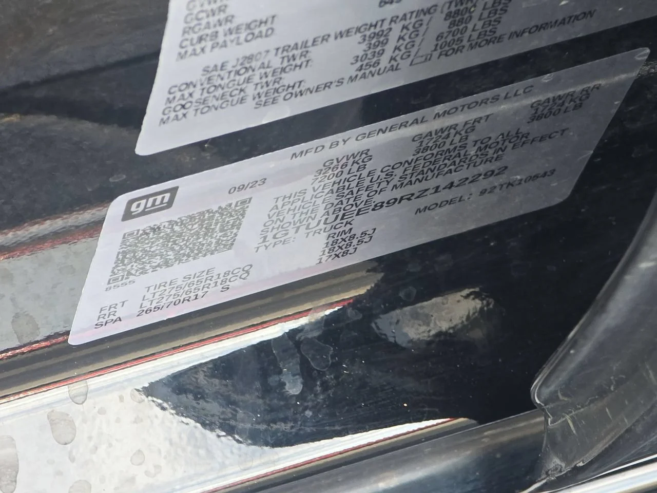 Used 2024 Onyx Black GMC AT4 image 34