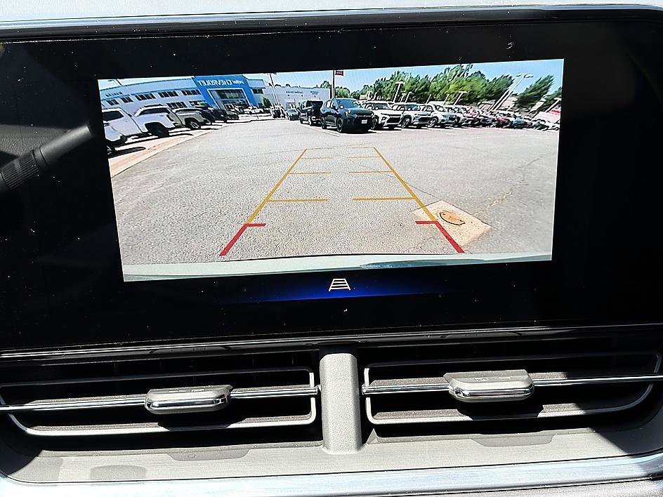 Used 2026 Cacti Green Chevrolet ACTIV image 23