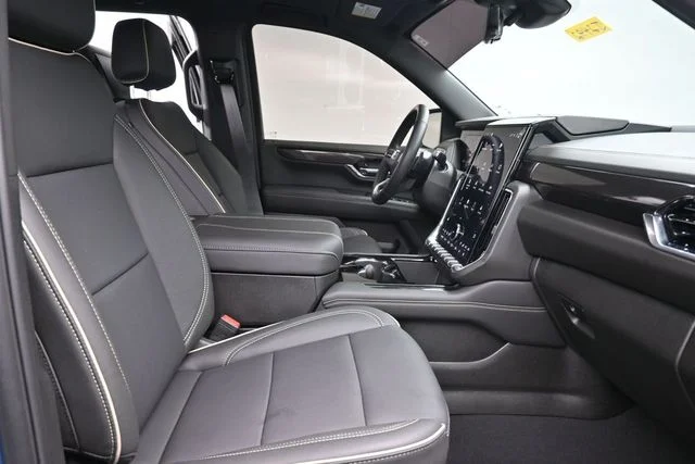 Used 2026 Blue GMC Elevation image 28