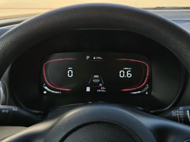 Used 2025 Fusion Orange Kia LX image 23