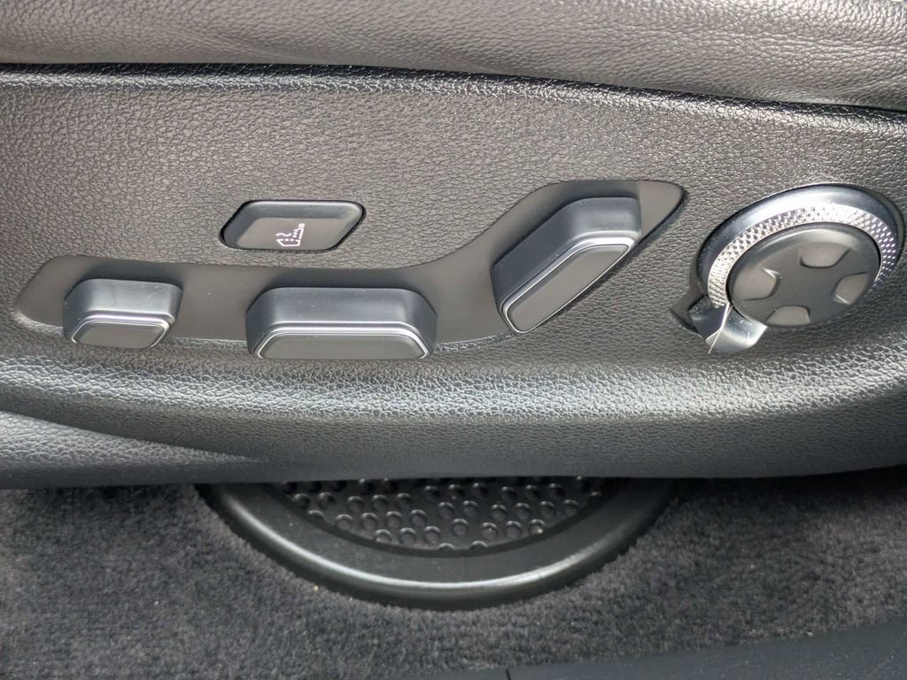 Used 2022 Blue Genesis 2.5T image 21
