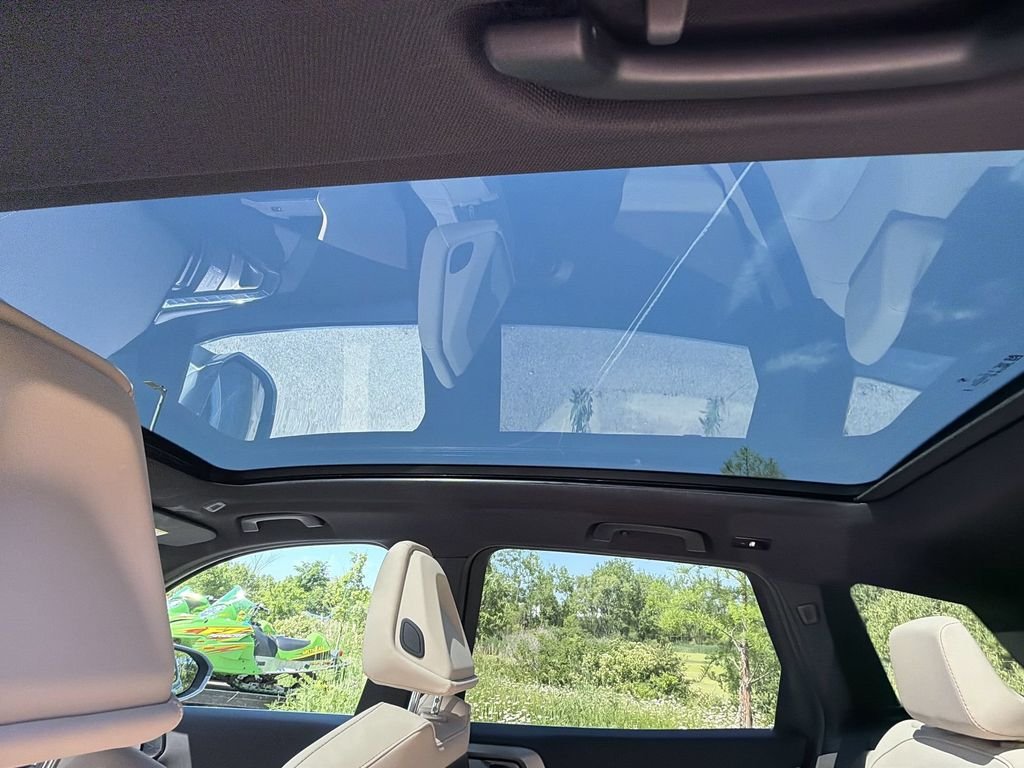 New 2026 Skyscraper Grey Metallic BMW 30 xDrive image 16