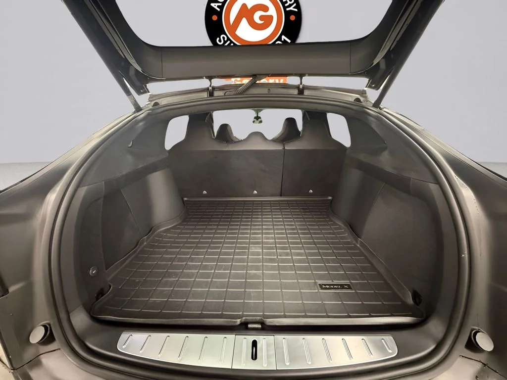 Used 2018 Black Tesla 100D image 24