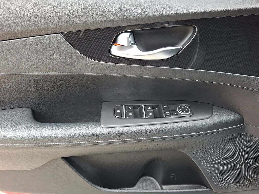 Used 2023 Gray Kia GT-Line image 13