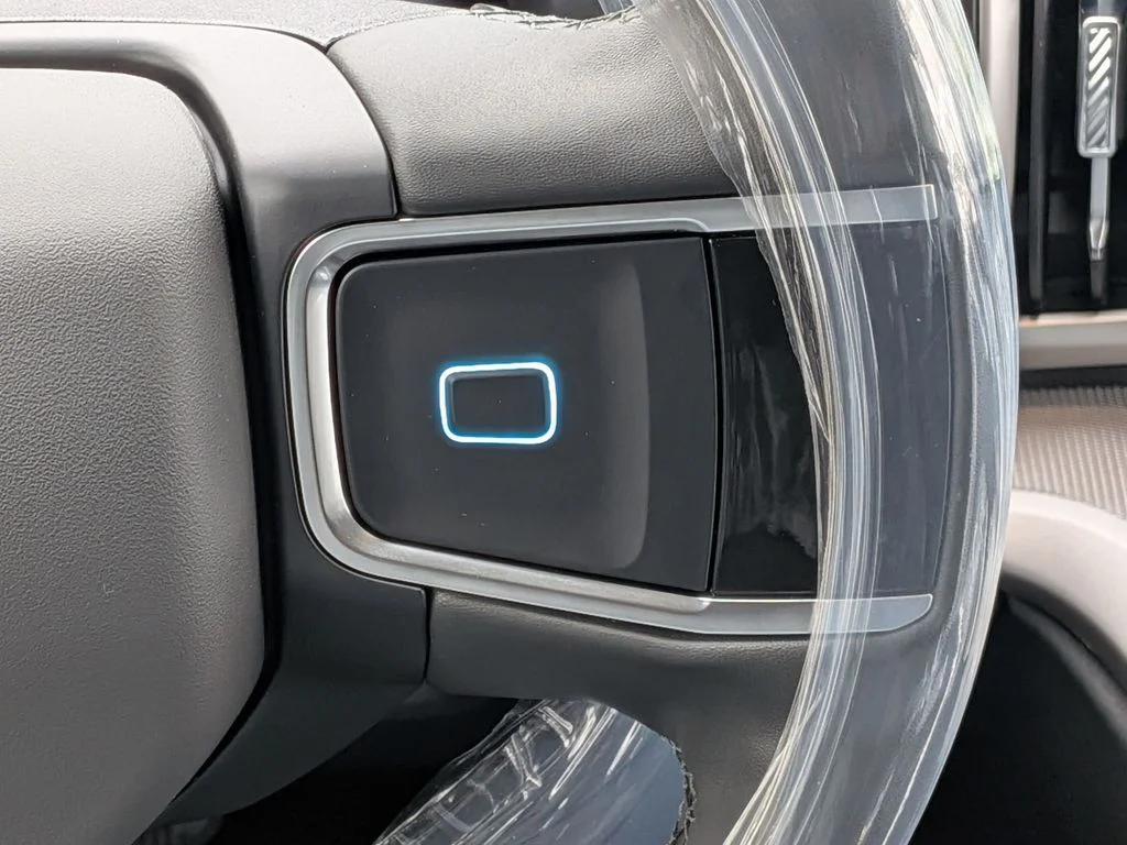 New 2026 Agate Black Metallic Ford MAX Active image 22