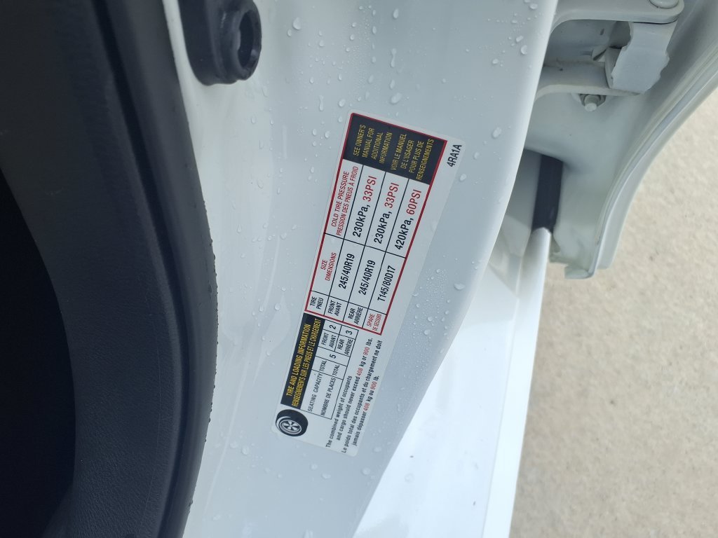Used 2021 White Nissan Platinum image 33