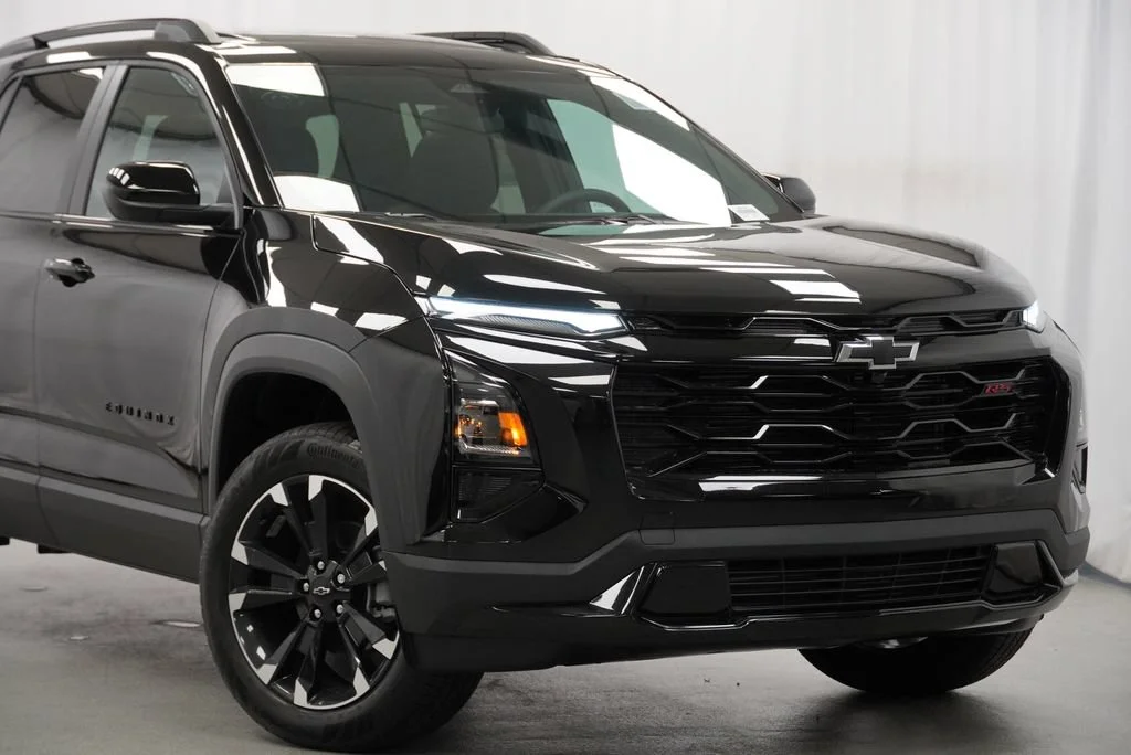 2027 Chevrolet Equinox RS - Photo 9