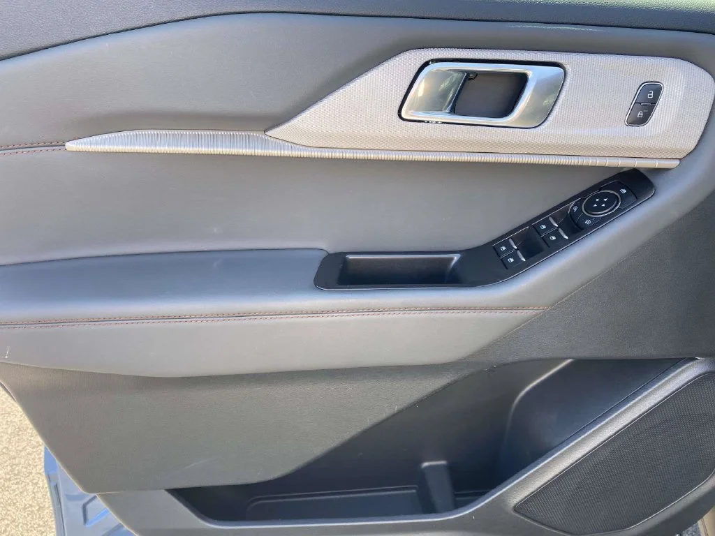 Used 2025 Blue Ford Active image 14