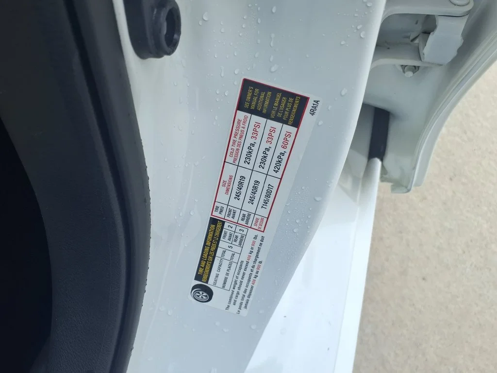 Used 2021 White Nissan Platinum image 33