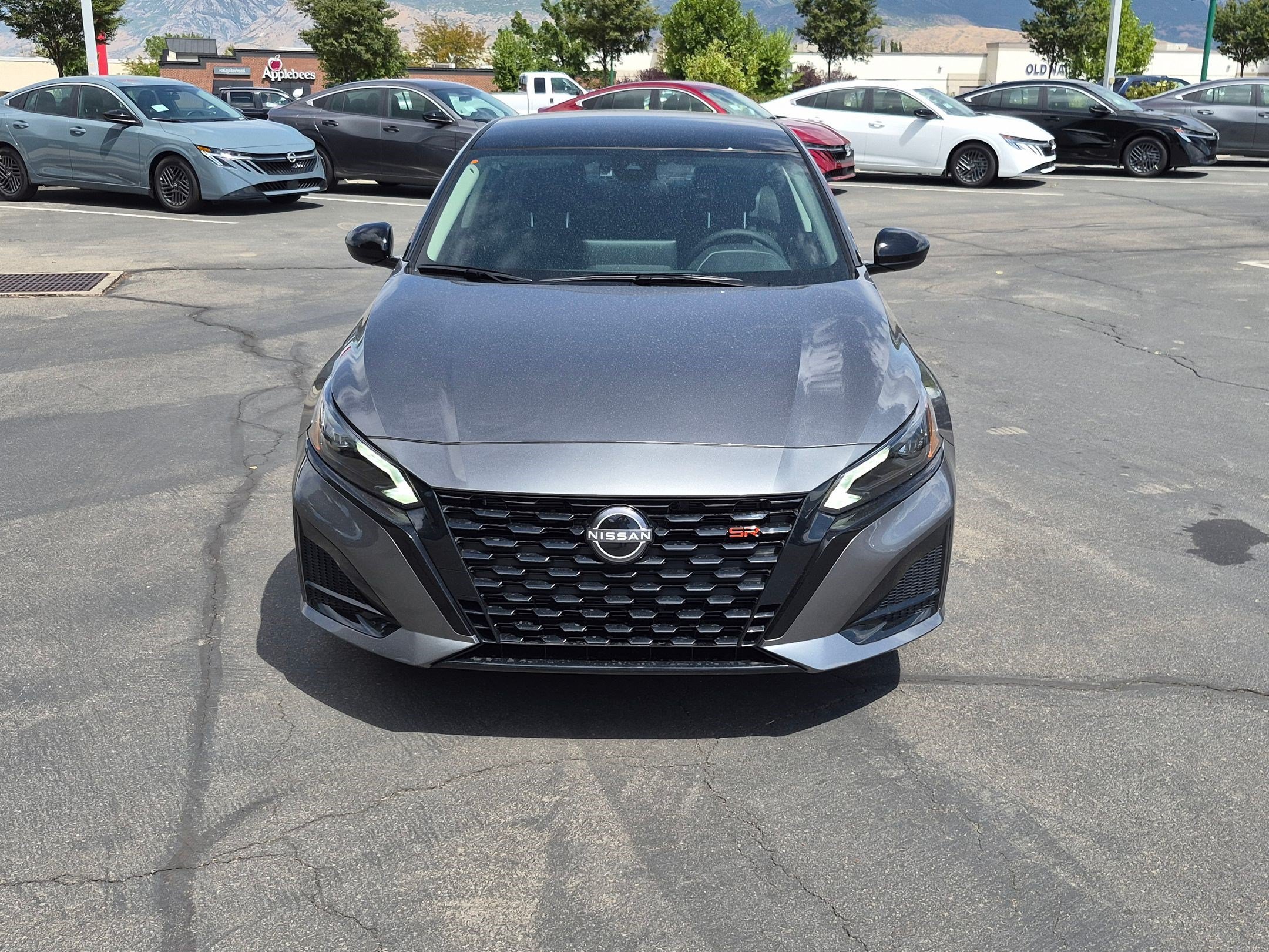 New 2026 Gun Metallic / Super Black Two-tone Nissan SR image 9