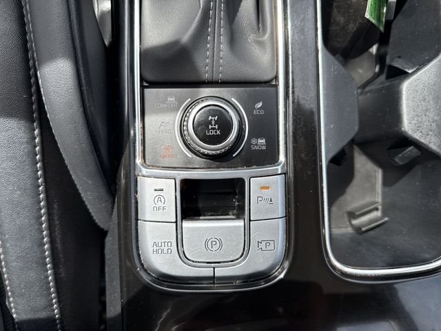 Used 2023 Black Kia SX-Prestige image 19