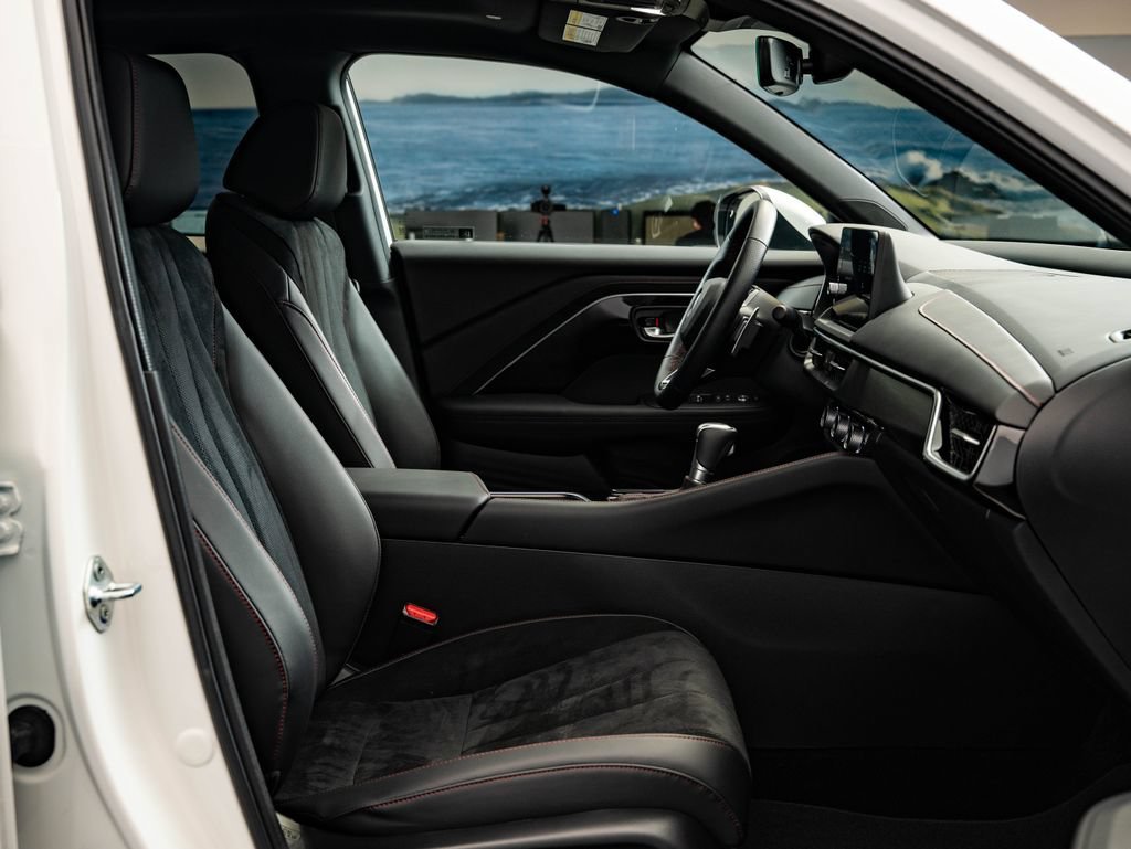 Used 2025 Platinum White Pearl Acura A-Spec Package image 26