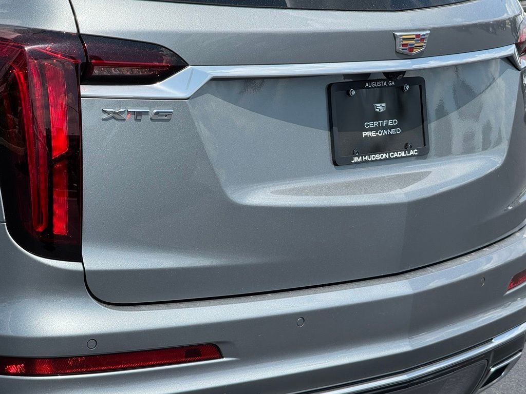 Used 2023 Silver Cadillac Premium Luxury image 8