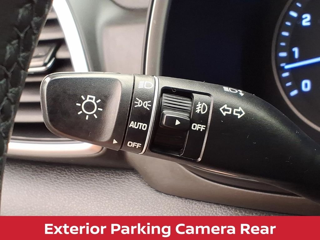 Used 2020 Stellar Silver Hyundai Limited image 22