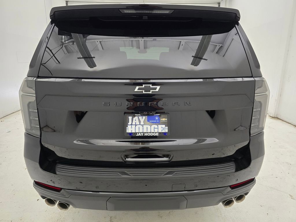 2025 Chevrolet Suburban Z71 - Photo 45