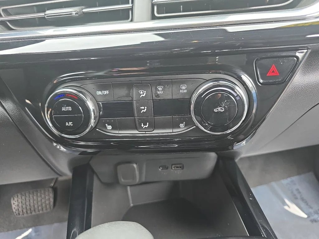 Used 2025 Blue Chevrolet 2RS image 20