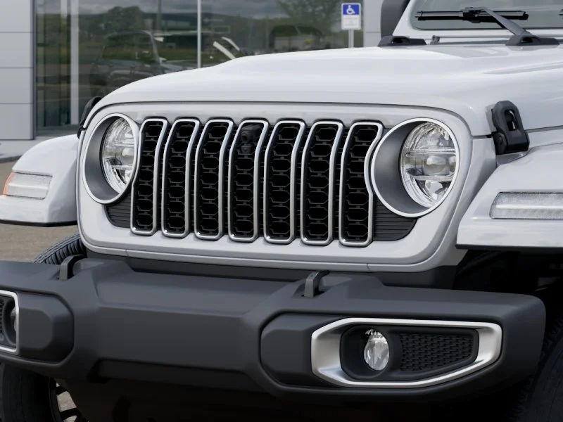 New 2026 Bright White Clear-Coat Exterior Paint Jeep Sahara image 37
