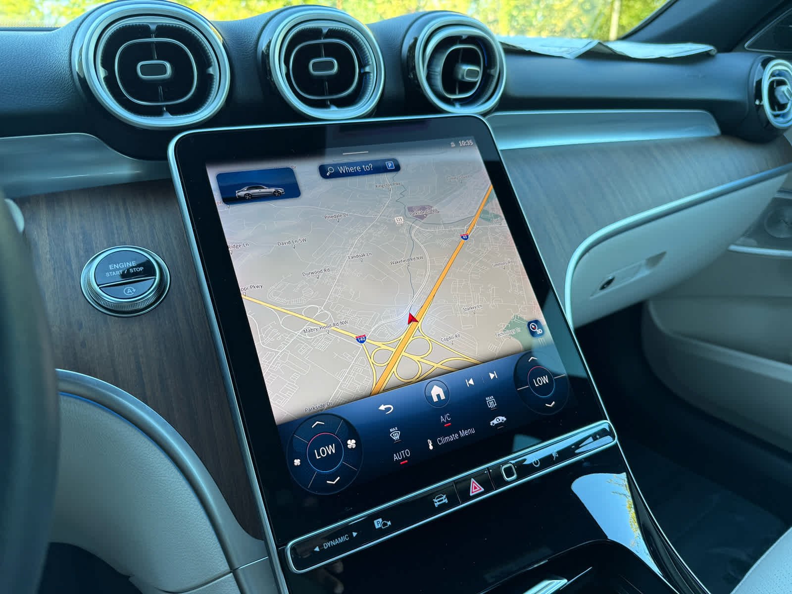 2025 Mercedes-Benz C-Class Sedan C 300 - Photo 17