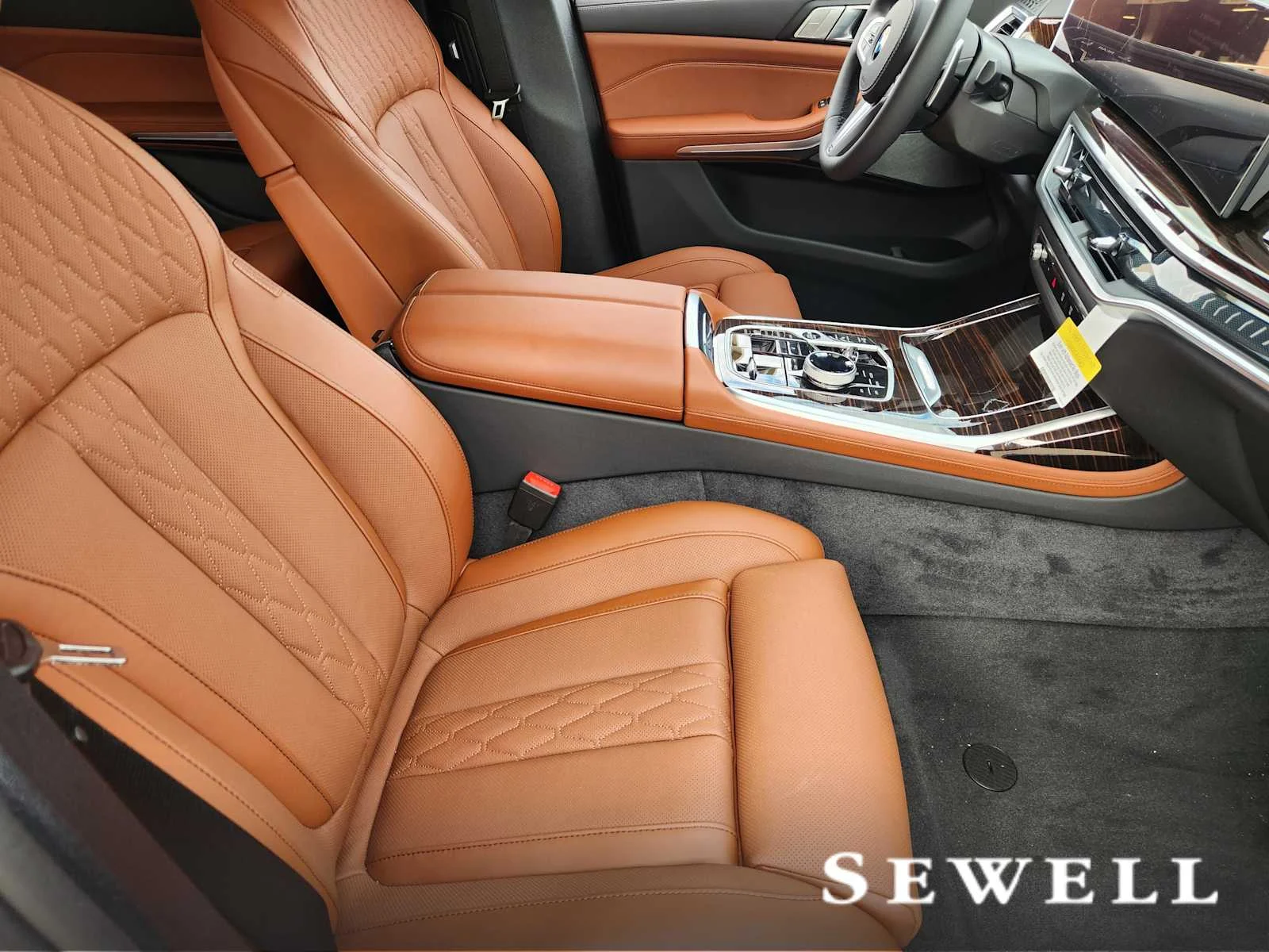 New 2027 Dravit Grey Metallic BMW xDrive40i image 5