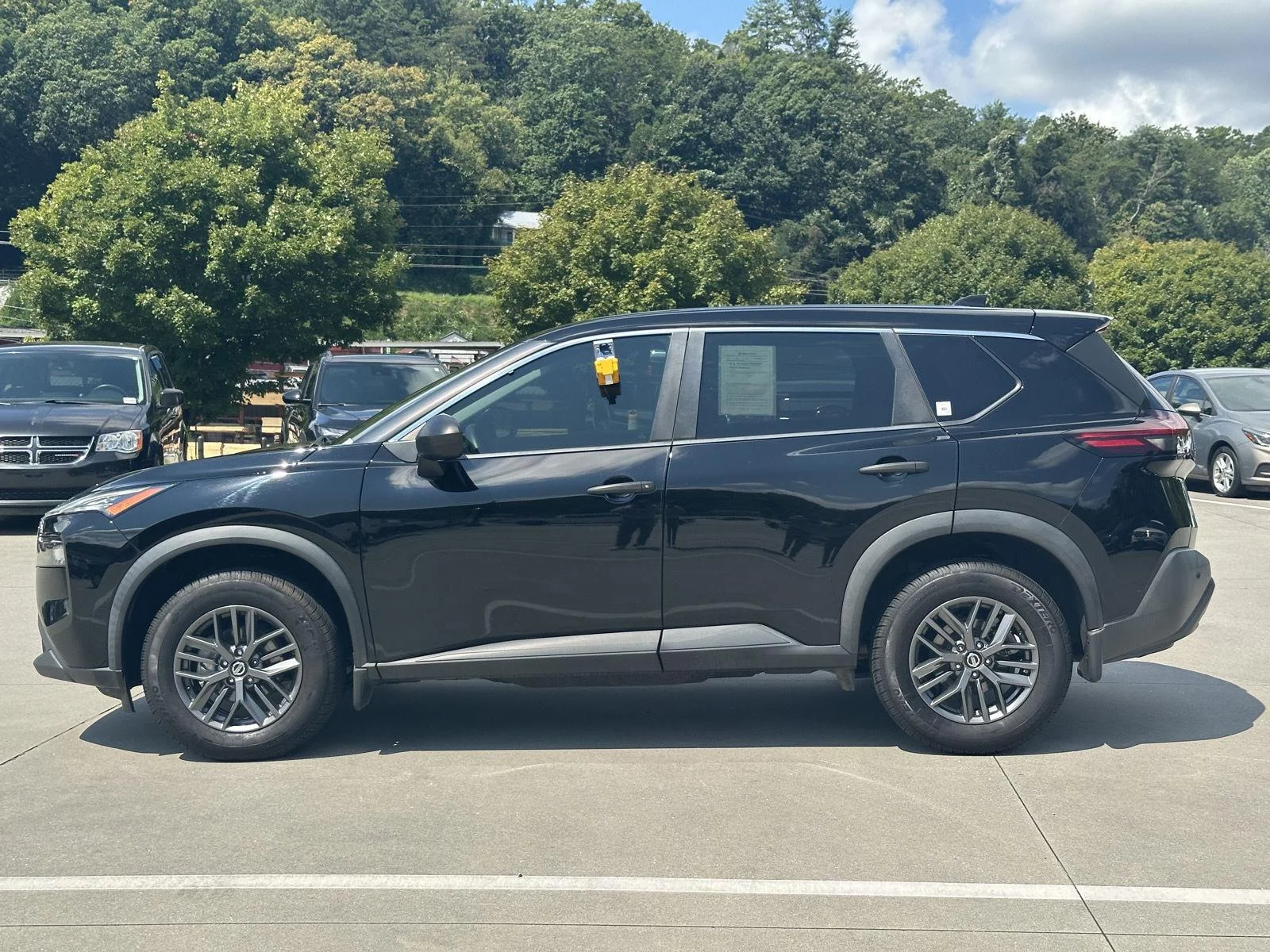 Used 2021 Super Black Nissan S image 4