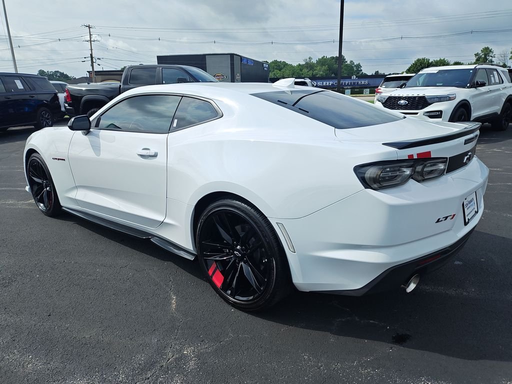 Used 2022 White Chevrolet LT1 image 3