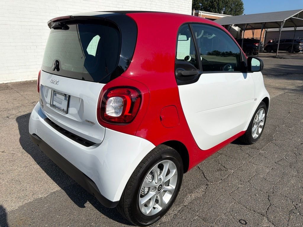 Used 2019 smart fortwo pure with VIN WMEFJ9BA8KK364337 for sale in Madison, NC