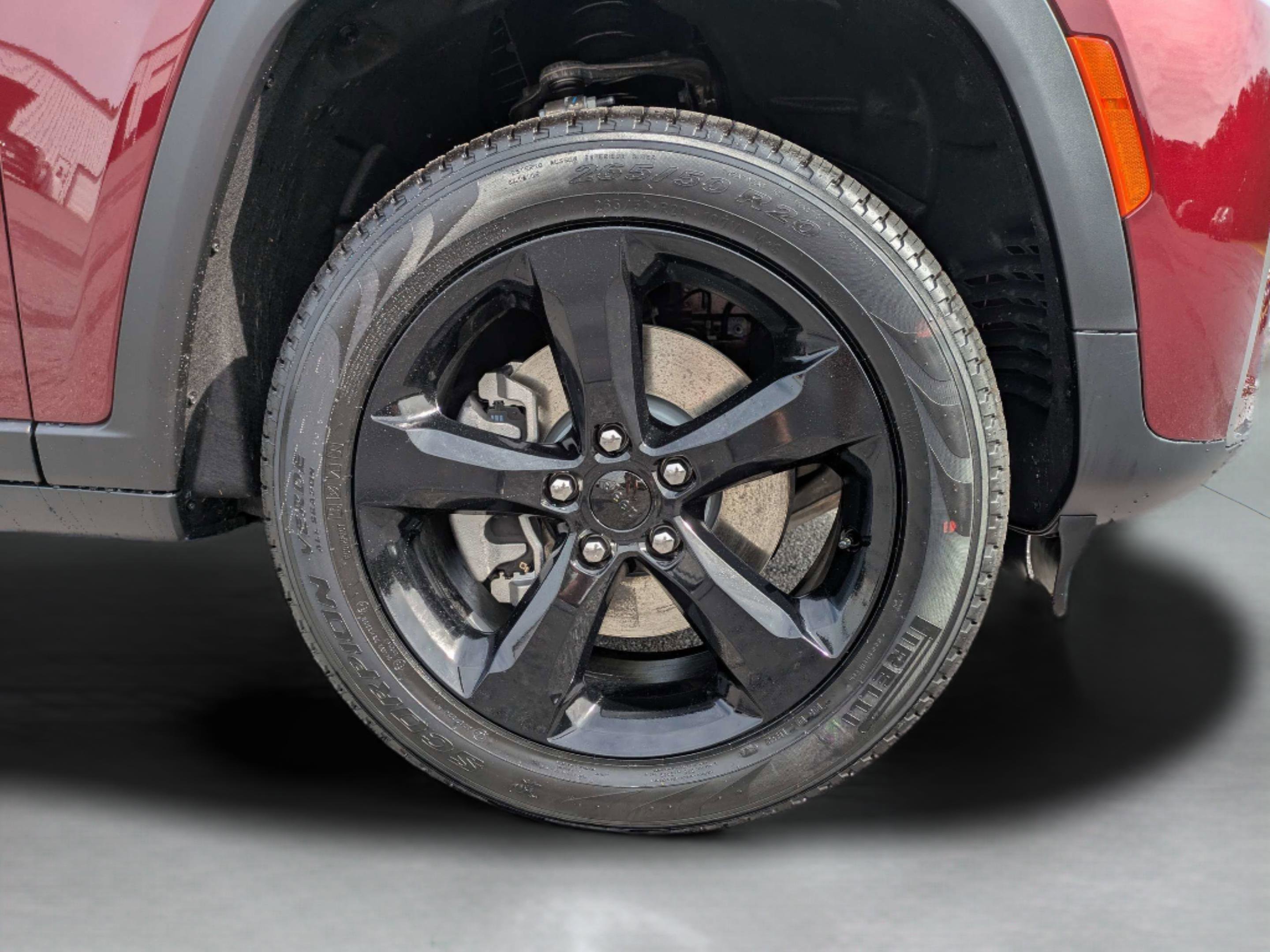 New 2026 Velvet Red Pearlcoat Jeep Limited image 33