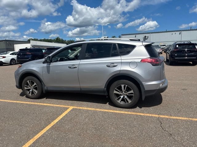 Used 2017 Silver Sky Metallic Toyota XLE image 6