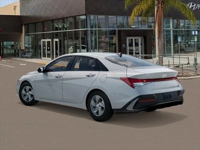 New 2026 Hyundai ELANTRA SE